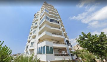 Yalı flat