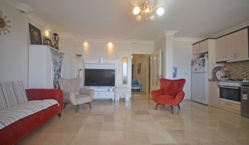 Yalı flat
