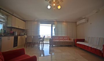 Yalı flat
