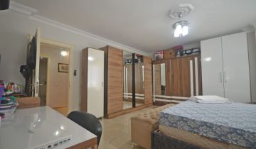 Yalı flat