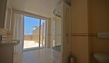Yalı flat