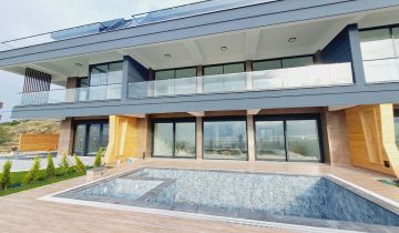 Siberia Villas in İncekum