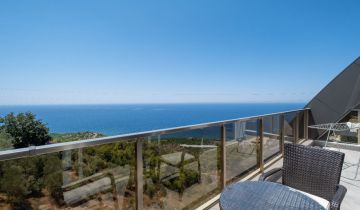 Detached Luxury Villa in Kargıcak For Sale